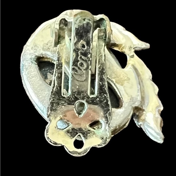 Vintage Coro Green Lucite with Gold Tone Clip On Earrings 1919-1940’s Lovely EUC - Picture 3 of 3